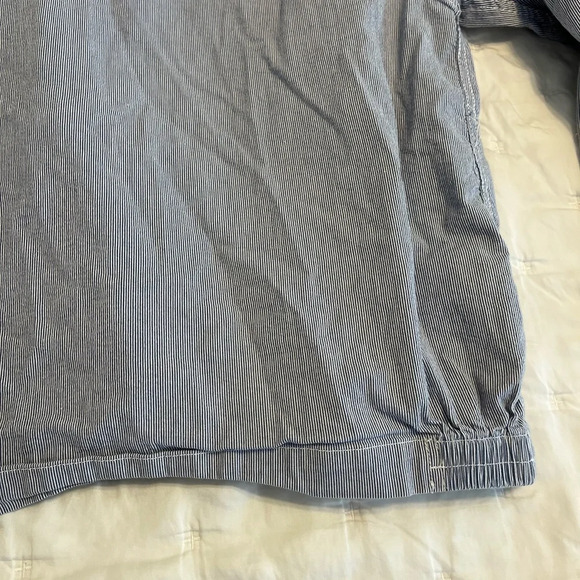 GAP  Zip Up Sweater with Hood blue and white stripe size large - Picture 4 of 4